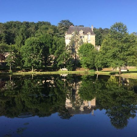 Gite Familial Chateau La Roche Racan Saint-Paterne-Racan Exterior foto